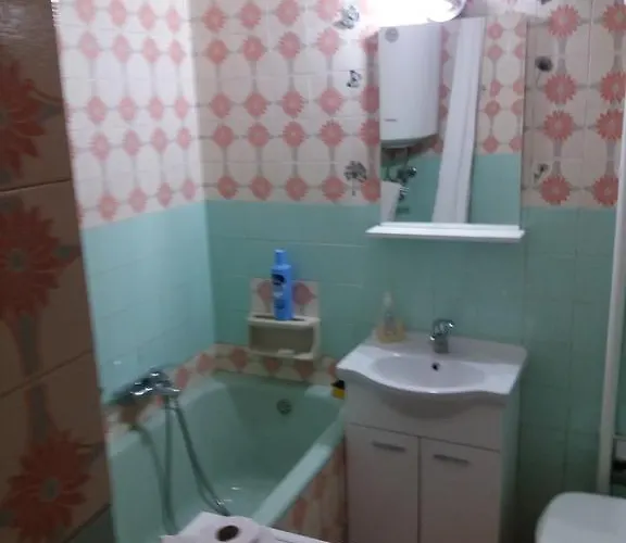 Ema Apartment *