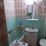 Ema شقة *