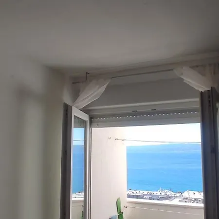 شقة Ema *