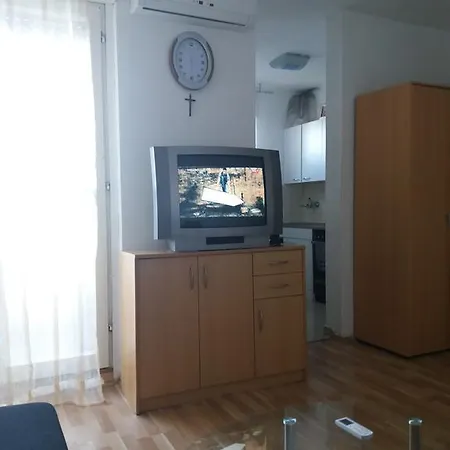Ema Lägenhet Split